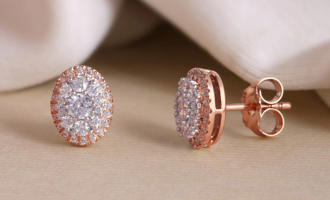 What are Halo Style Earrings?