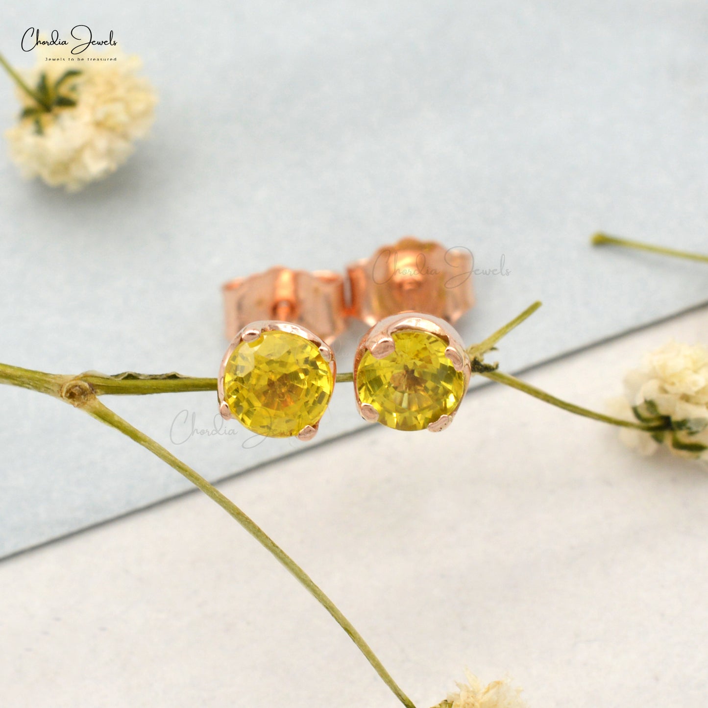 14k gold stud earrings