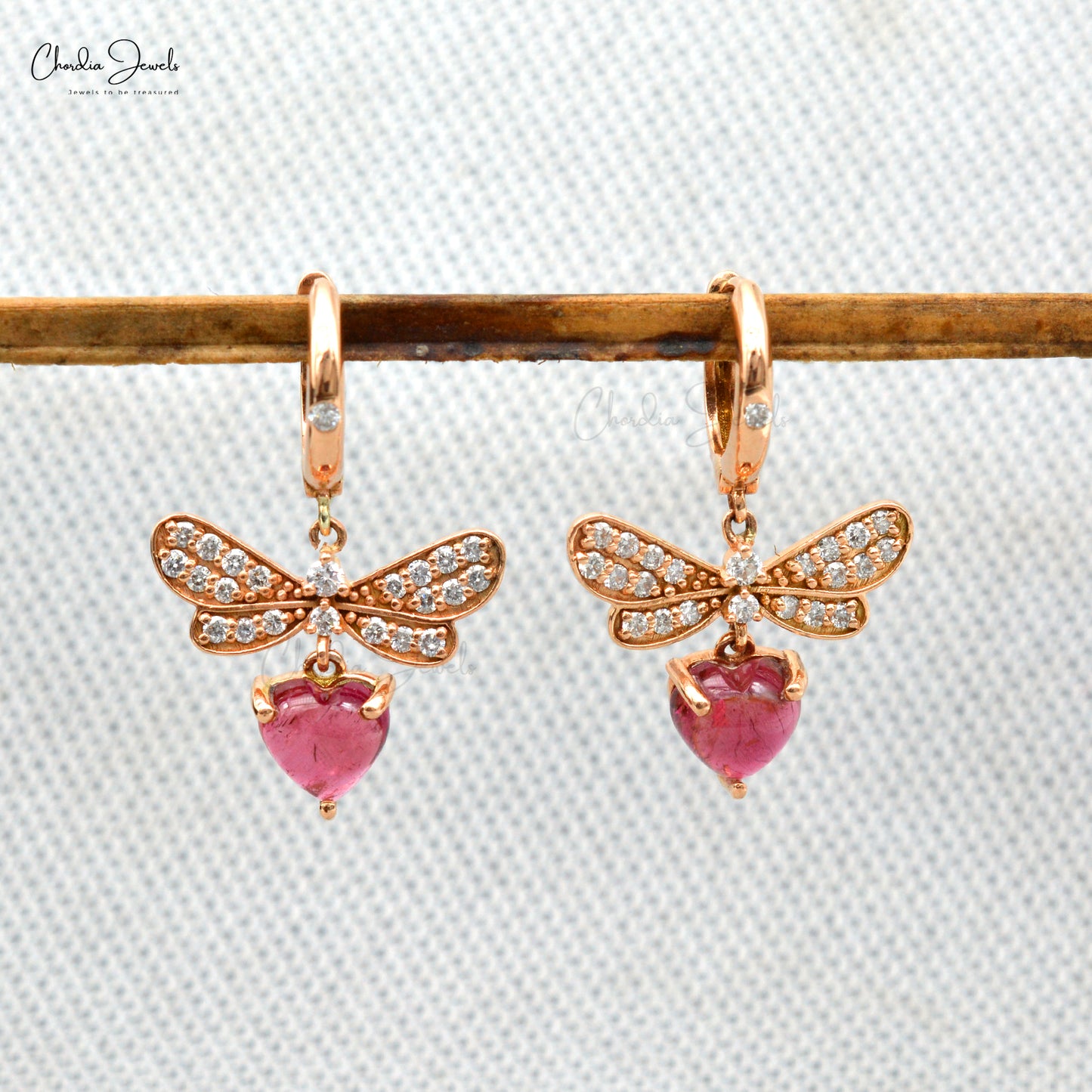 Aros colgantes de corazón con turmalina rosa de 6,5 mm y diamantes en oro rosa de 14 k.