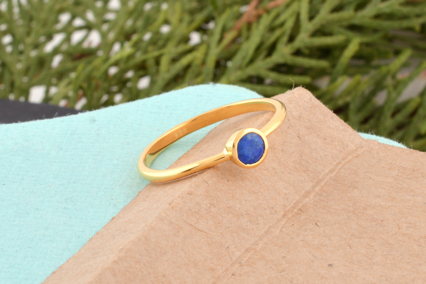 Bezelstel 925 Sterling Silwer Ring Met 0.2 Ct Lapis Lazuli Minimalistiese Trouringe