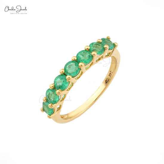 Emerald engagement ring