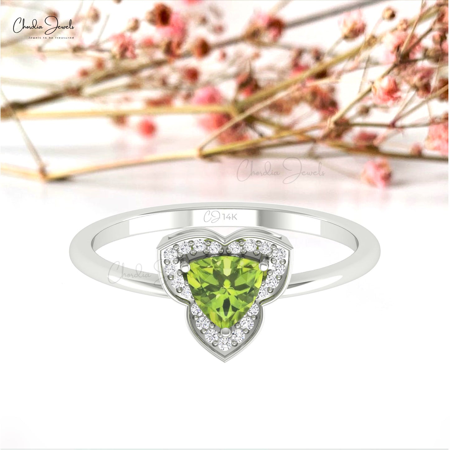 PERIDOT TRILLION RING