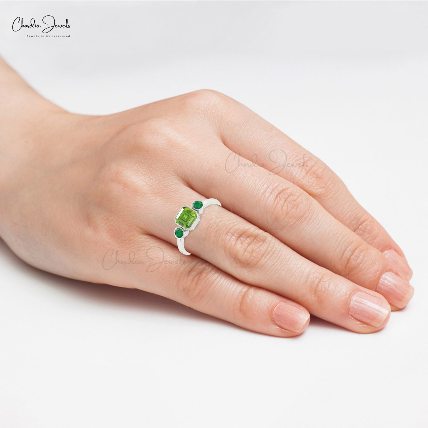 Load image into Gallery viewer, Genuine Peridot &amp;amp; Emerald Gemstone Combination Ring 14k Solid Gold Handcrafted 3-Stone Ring
