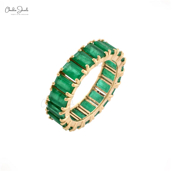 Luxury Solid Gold Emerald Ring for Special Occasions