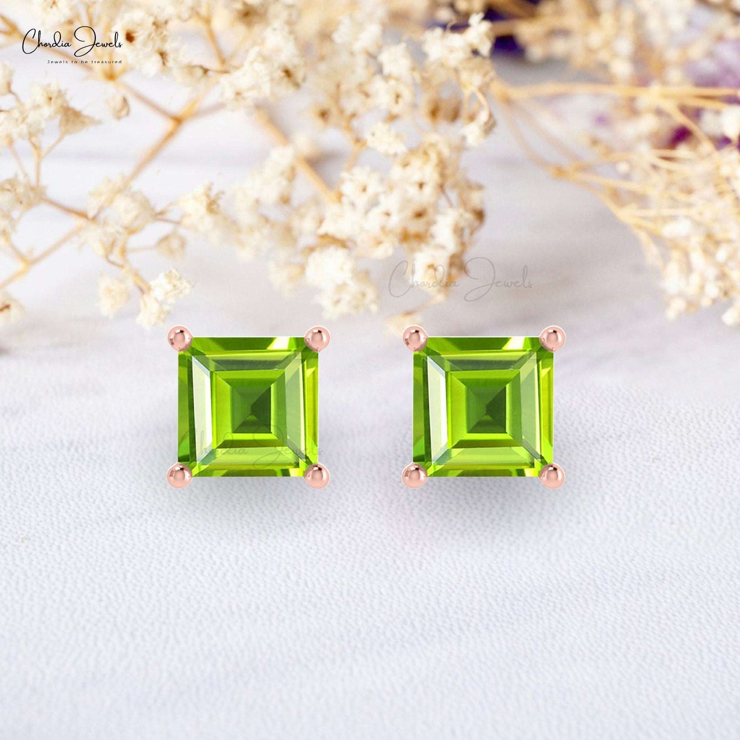 9ct Yellow Gold Peridot 5mm Stud Earrings | H.Samuel