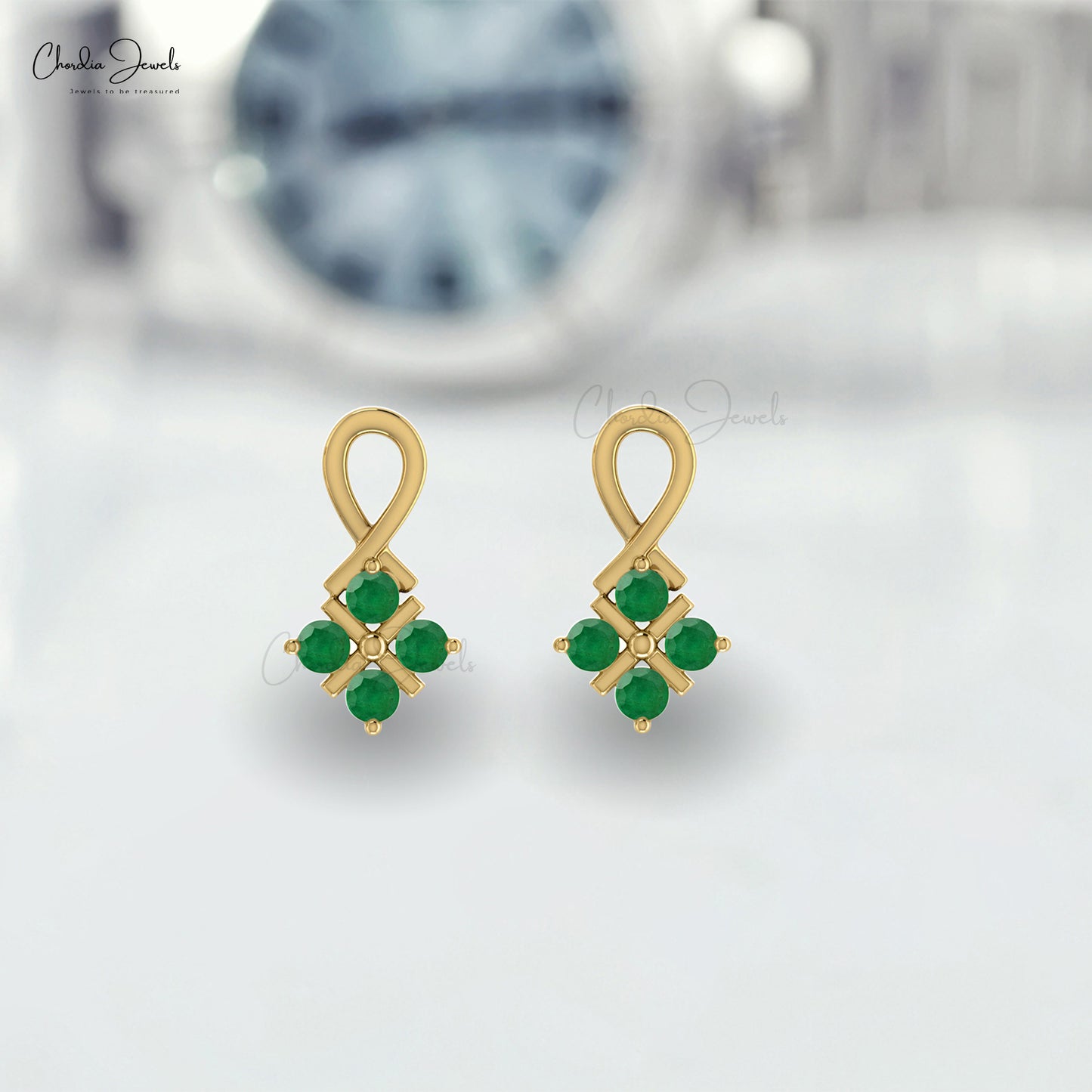 Wrap yourself in the embrace of beauty with these green emerald earrings.