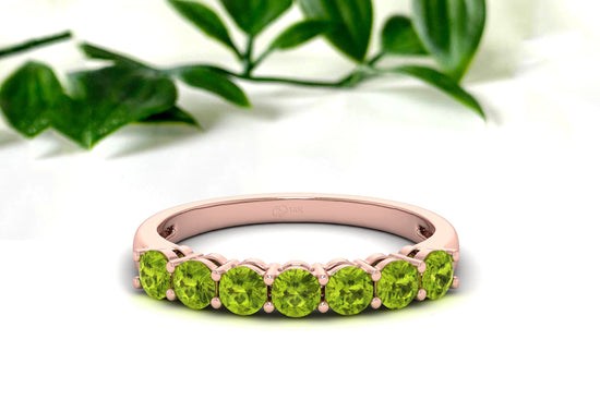 Classic August Birthstone Peridot Round Cut Ring in 14K Gold