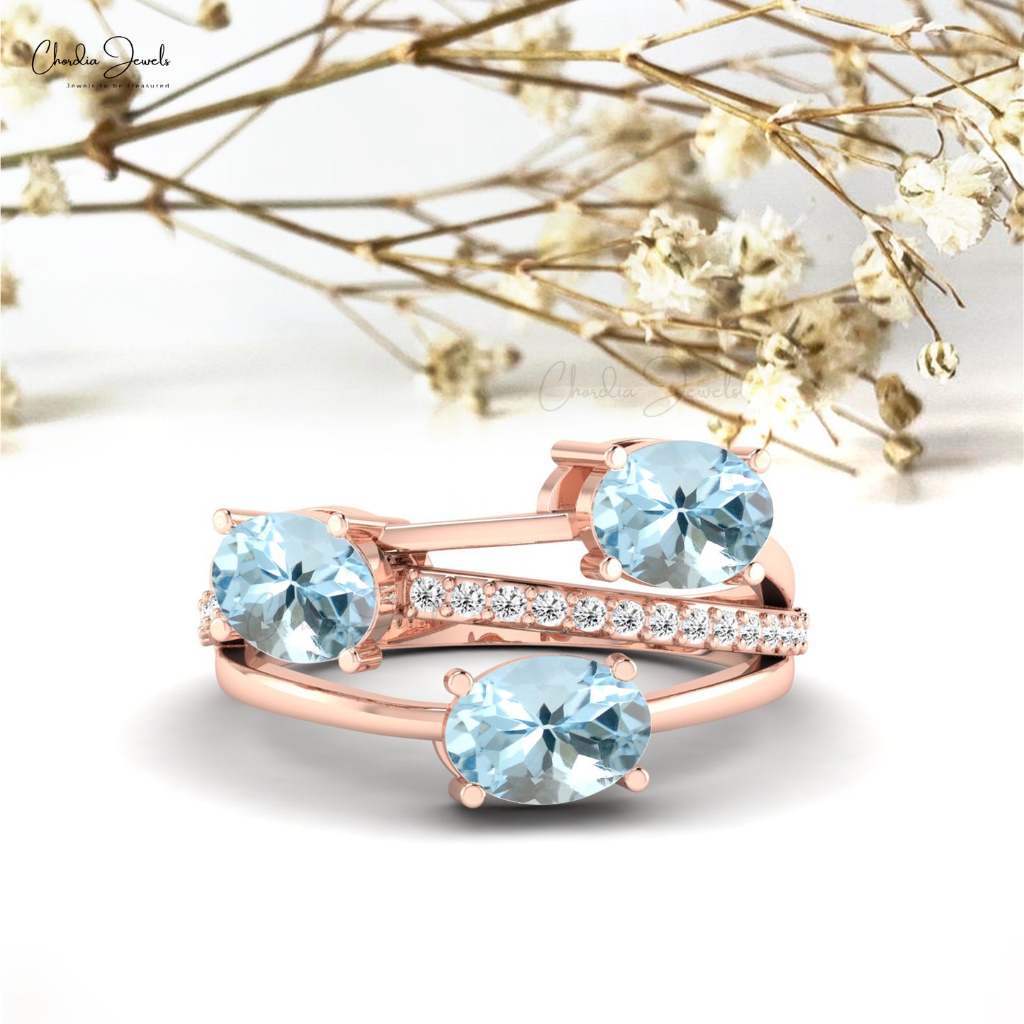 Elegant Split Shank Aquamarine Ring with Diamonds in Gold