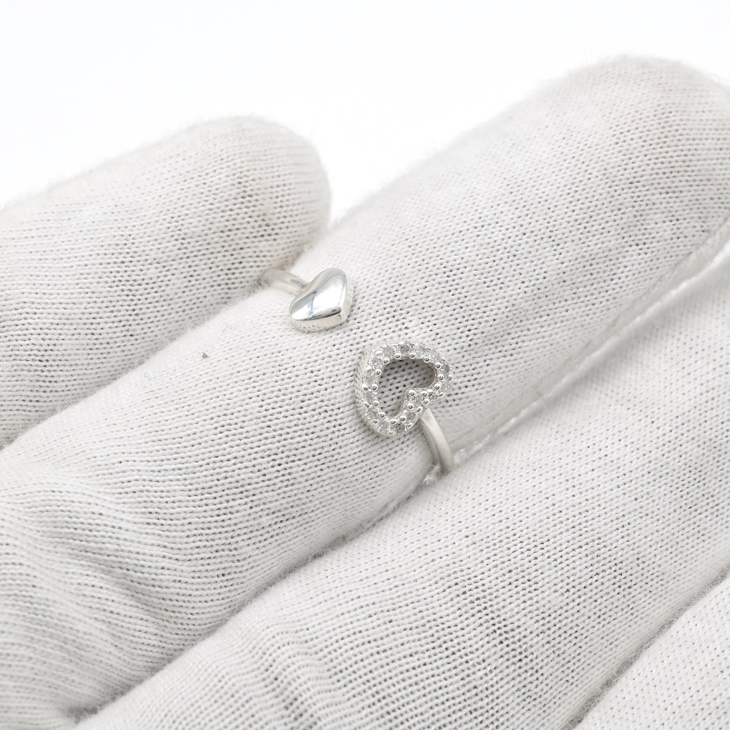 Open Cuff Heart Shape Ring In 18k White Gold Diamond G-H Color IGI Certified Rings