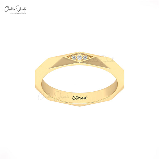 Elegant geometric style diamond gold ring