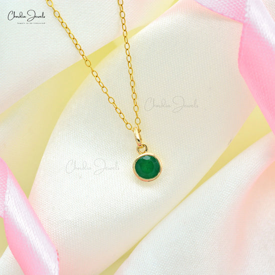 Load image into Gallery viewer, Natural Emerald Pendant
