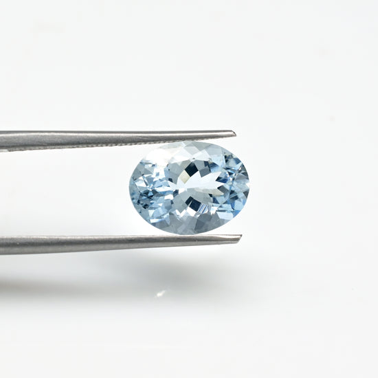 Natural Oval Cut 3.3 Carat Aquamarine Loose Gemstone For Jewelry, 1 Piece