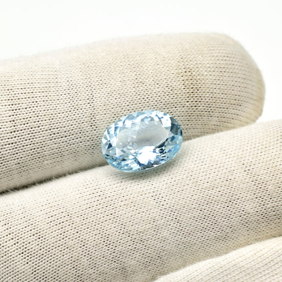 AAA Aquamarine 3.62 CT Oval Cut Certified Loose Gemstone For Ring Making, 1 Piece