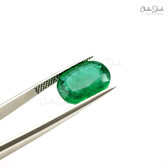 Cushion cut emerald loose gemstone – Chordia Jewels