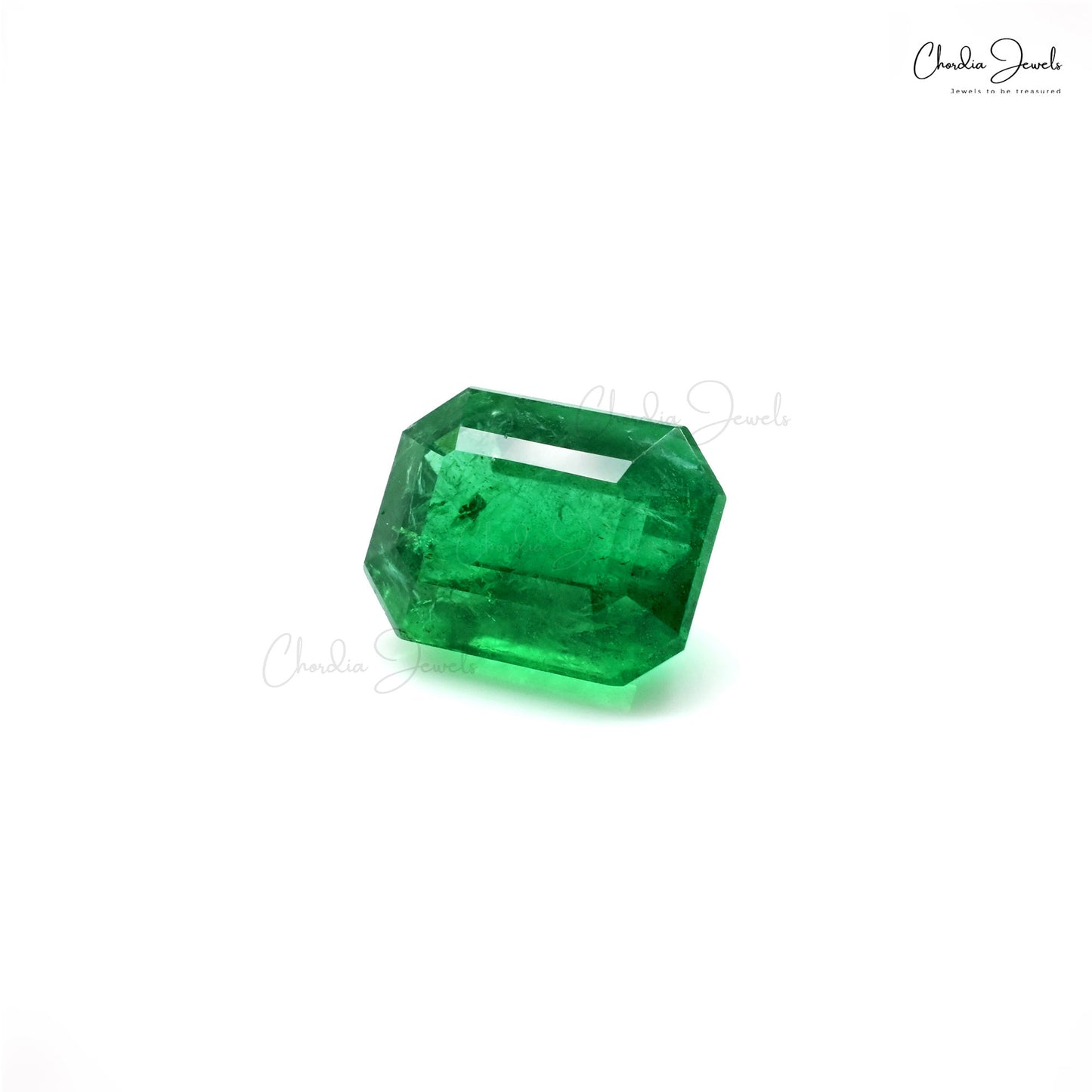 Emerald octagon cut gemstone close-up – Chordia Jewels