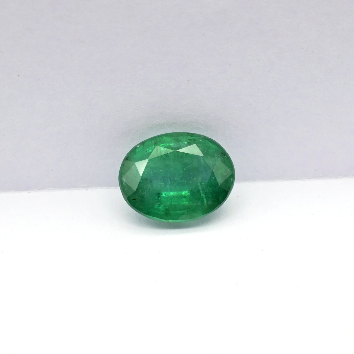 3.62 Ct oval cut faceted emerald gemstone – Chordia Jewels