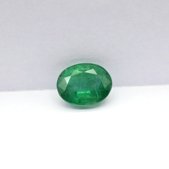 3.62 Ct oval cut faceted emerald gemstone – Chordia Jewels