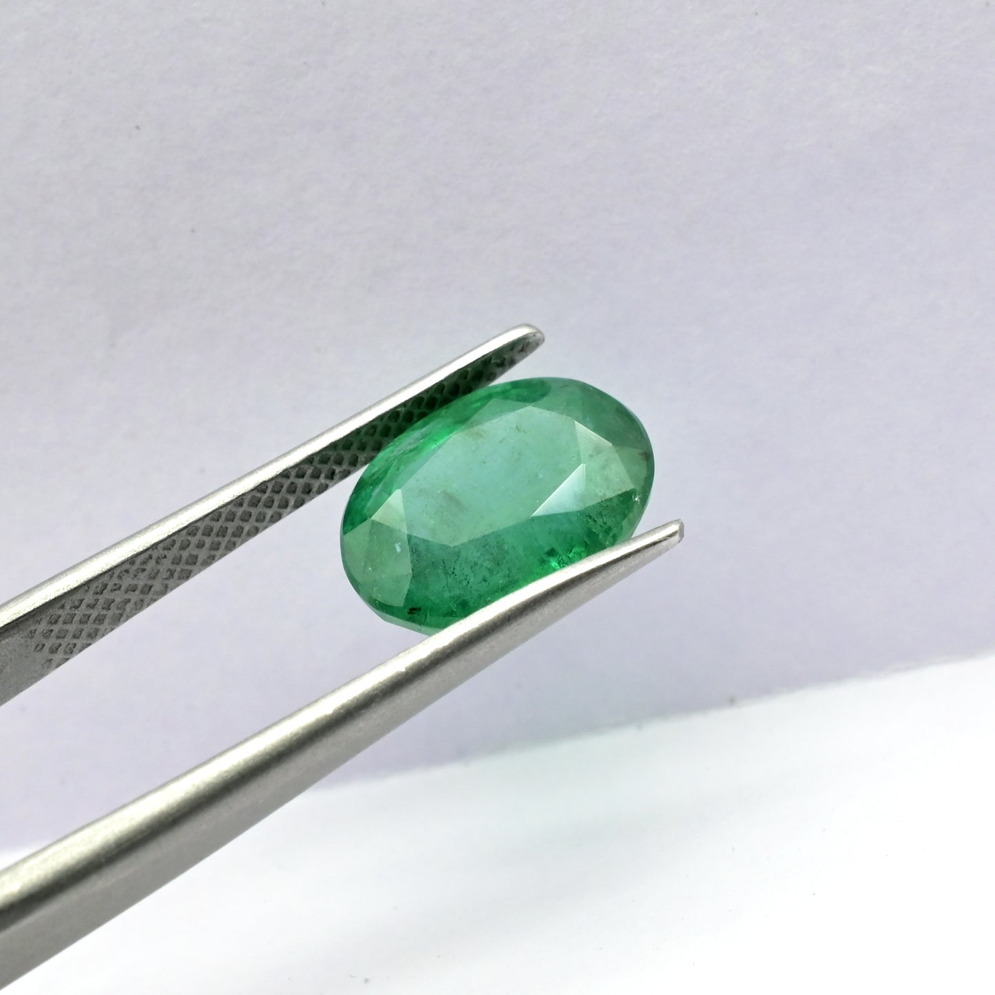 Faceted emerald gemstone for jewelry setting – Chordia Jewels