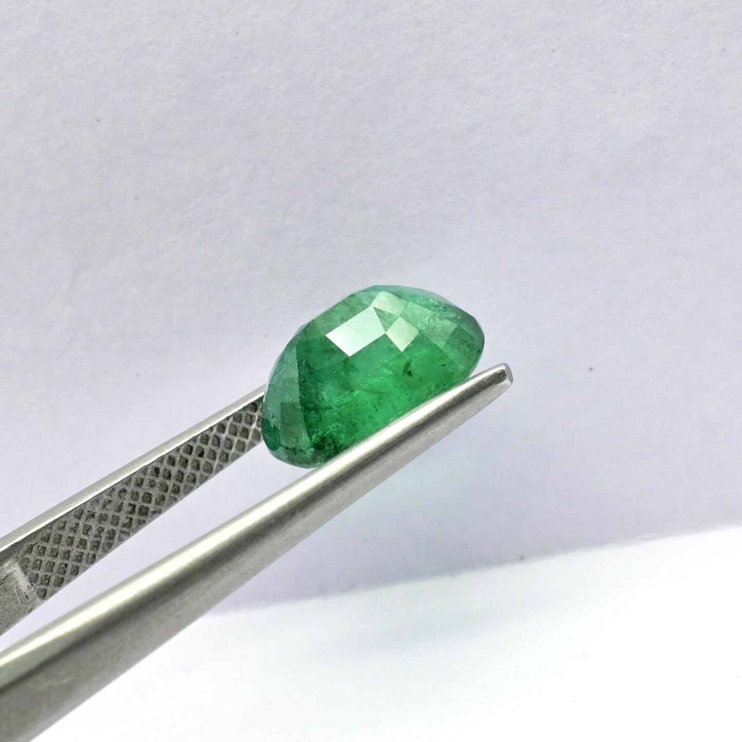 Oval emerald gemstone for fine jewelry – Chordia Jewels