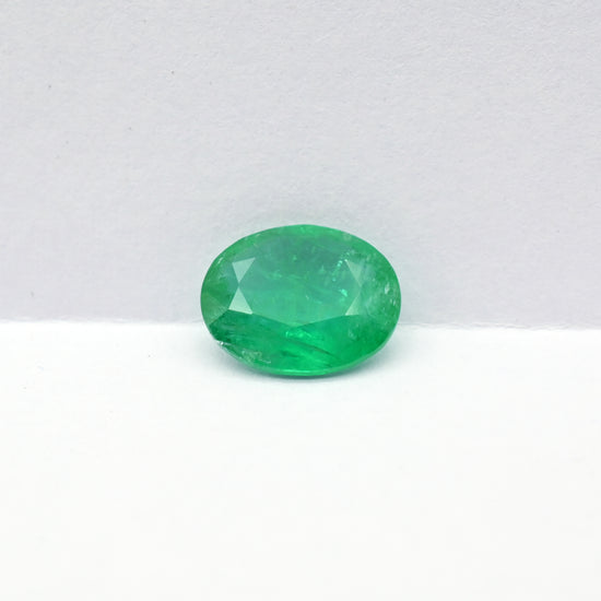 AAA quality natural emerald gemstone photo – Chordia Jewels
