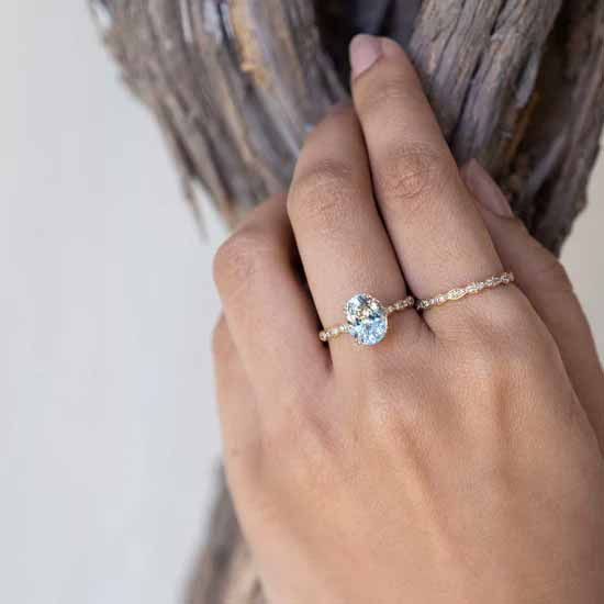 Natural Aquamarine Statement Ring 10x8mm Oval Cut Gemstone Ring 14k Solid Yellow Gold Diamond Ring For Engagement