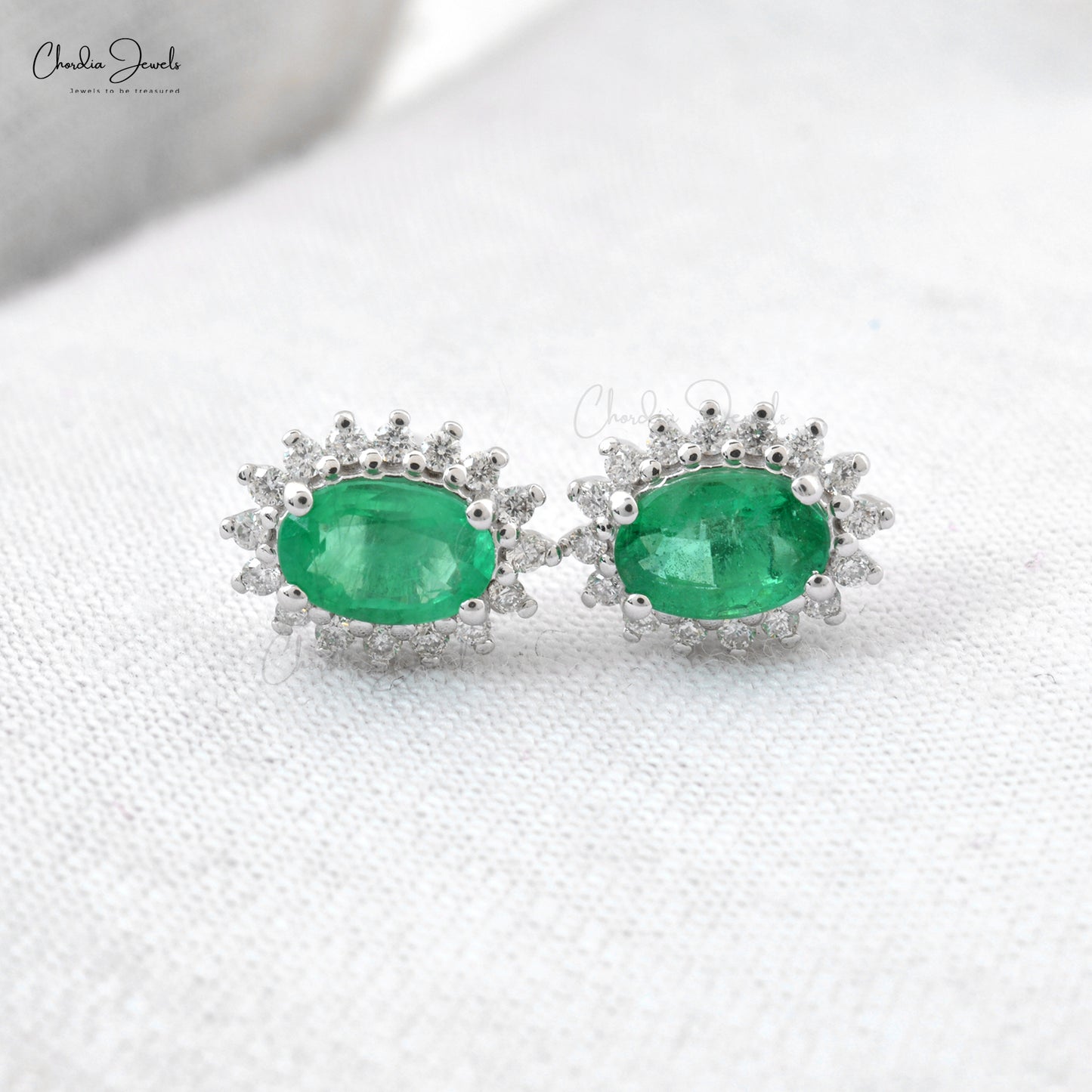 Natural Emerald Minimal Halo Earrings 14k Real White Gold Diamond Earrings 6x4mm Oval Cut Gemstone Vintage Jewelry For Women's