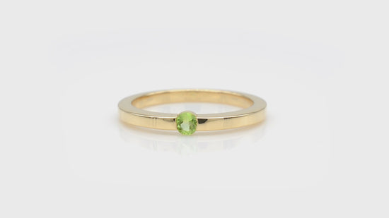 Load and play video in Gallery viewer, Buy Peridot Ring
