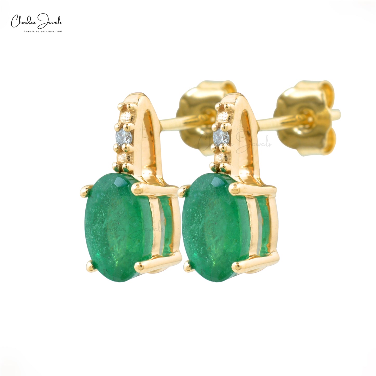 Indulge in the luxury of these delicate earrings.