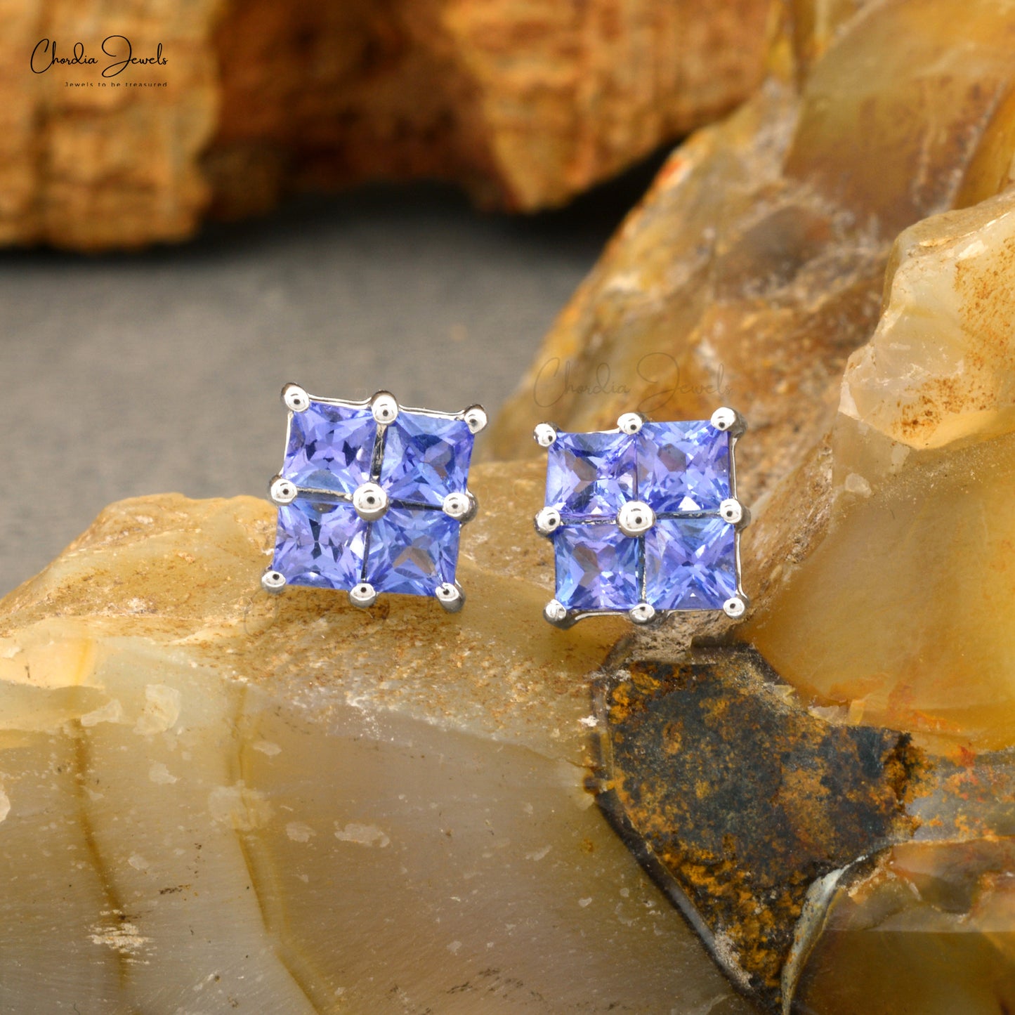 Load image into Gallery viewer, Buy Tanzanite Cluster Earring
