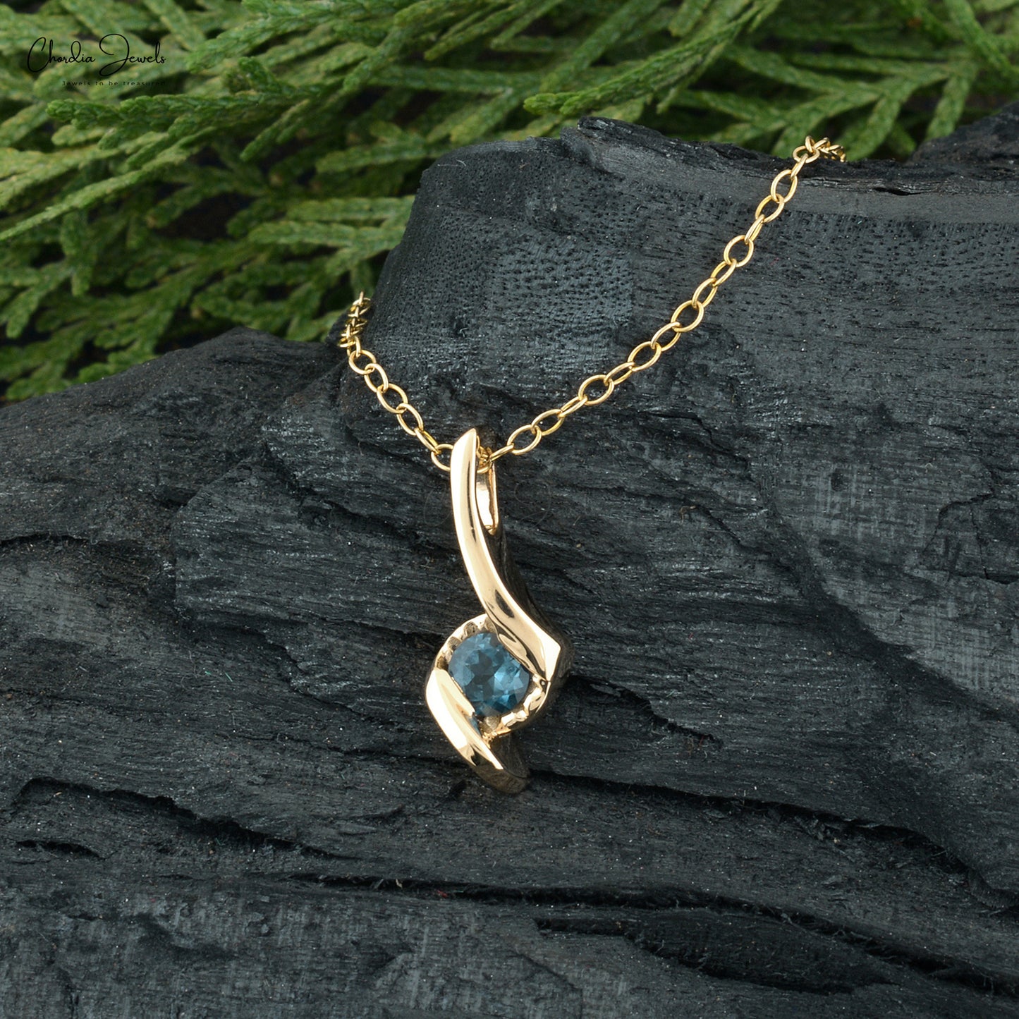 Load image into Gallery viewer, London Blue Topaz Pendants
