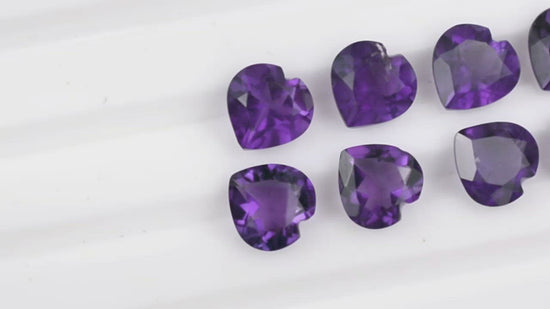 Load and play video in Gallery viewer, Heart-cut Amethyst Loose Gemstone 
