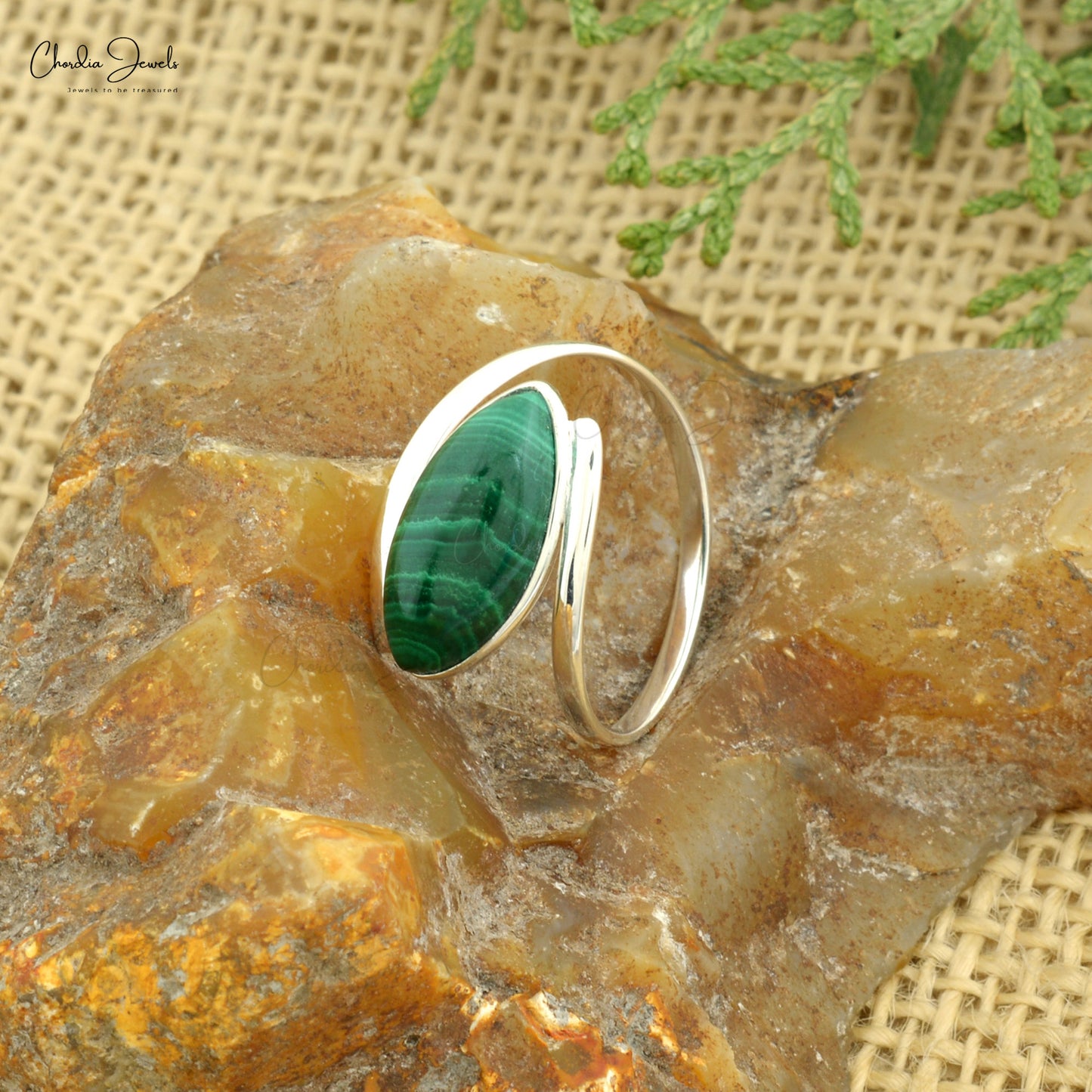 Fine Quality Jewelry 925 Sterling Silver Solitaire Ring with Malachite Marquise Bezel Set At Offer Price