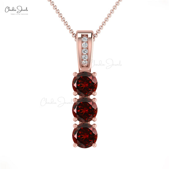 New Design Natural White Diamond Dangle Pendant Necklace 4mm Round Cut Red Garnet 3-Stone Pendant in 14k Solid Gold Jewelry For Women