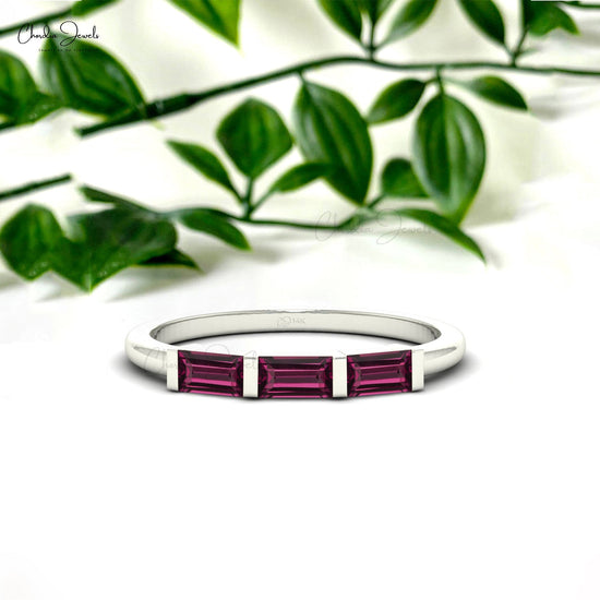 Load image into Gallery viewer, Vintage Inspired 14K Gold Baguette Cut Rhodolite Garnet Three Stone Ring for Women
