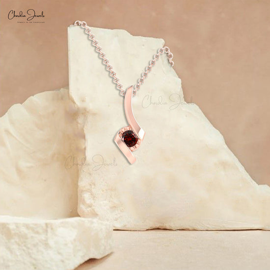 Load image into Gallery viewer, Round Cut Brilliant Garnet Twisted Solitaire Pendant
